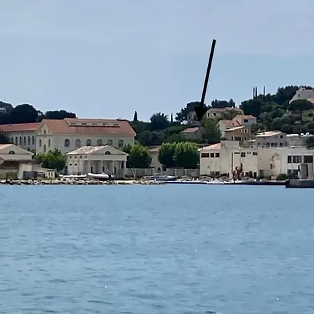 Charming House With Pool, Sea View 4 Bedrooms 2 Bathrooms Saint-Mandrier-sur-Mer