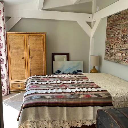 Charming House With Pool, Sea View 4 Bedrooms 2 Bathrooms Villa